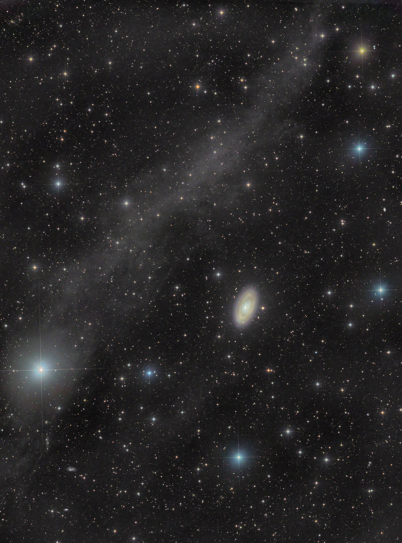 M64 mit Sturgeon  Nebel