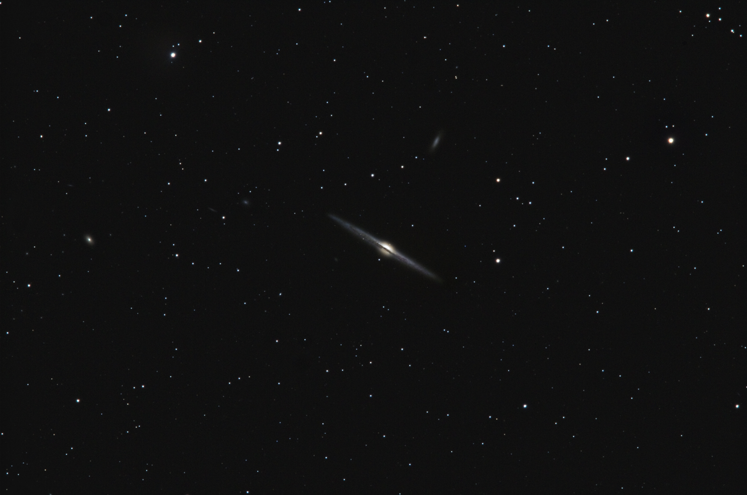NGC4565 TMB 105 910mm